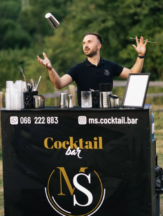 MS Cocktail bar